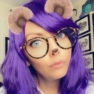 Meet your Posher, Ivy